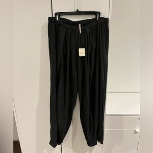 Free People Black Parachute Jogger Pants, L NWT